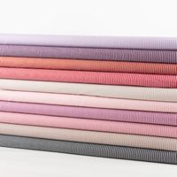 91570-Baumwollstoff-Popeline-Streifen-blush-weiss-1-50m-Breite--MG-0050.jpg Baumwollstoff Popeline Streifen in Blush-Weiß – Hochwertiger Stoff für kreative Nähideen mit anderen Stoffen in Szene gesetzt