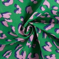 Tischdeckenstoff abwaschbar – beschichteter Baumwollstoff Animal Skin Leo Grün/Rosa | 1,45 m Breite kunstvoll eingedreht in Falten