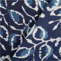 Leichter Baumwollstoff Voile mit Blättern in Blau mit Rueckseite