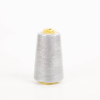 Overlock Nähgarn 2700m 40/20 silber grau besticht durch hochwertiges Design für präzise, gemütliche und stilvolle Akzente bei Ihren Nähprojekten in Ihrem Zuhause - Vollansicht