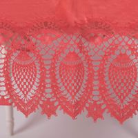 91678-Tischdecke-abwaschbar-Haekelspitze-Amira-sugar-pink-137x180cm--MG-1714-Bearbeitet.jpg Rechteckige Tischdecke in kräftigem Zuckerrosa mit dekorativer Häkeloptik, kunstvoll gemustert, wetterfest, pflegeleicht und vielseitig für Landhaus- oder Vintage-Einrichtungen geeignet - Haekelmotiv