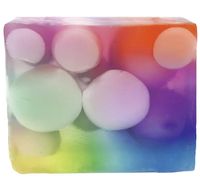 Bunte vegane Seife Bubble Up mit runden Farbblasen in Regenbogenoptik