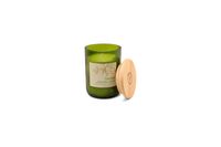Produktbild der Kerze mit geöffnetem Holzdeckel, Studioaufnahme