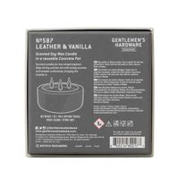 Rückseite der Verpackung der Duftkerze Leather & Vanilla mit Inhaltsstoffen und Produktinfos