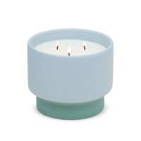 91871-Duftkerze-Sojakerze-Colour-Block-453g-Blue-Ceramic-Candle-Saltwater-Suede-von-Paddywax-CB1603EU.jpg Keramik-Duftkerze Saltwater Suede 453g mit blaugrünem Gefäß von Paddywax mit drei Dochten