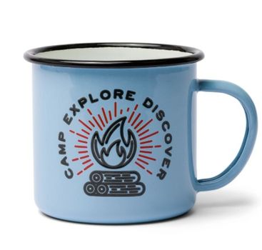Hellblaue Emaille-Tasse mit Aufdruck Camp Explore Discover von Gentlemen’s Hardware