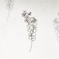 91899-Vorhangstoff-Gardinenstoff-Blumen-Graeser-halbtransparent-wollweiss-schwarz-160cm-Stoffbreite--MG-2854.jpg Halbtransparenter Vorhangstoff mit Blumen und Gräsern – made in Germany Nahaufnahme