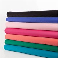 91962-Badeanzugstoff-UPF-50-bi-elastisch-recycelt-uni-koralle-1-50m-Breite--MG-2165.jpg Badeanzugstoff uni koralle – bi-elastisch, recycelt, UV-Schutz | 1,50 m Breite mit anderen Stoffen in Szene gesetzt