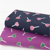 91985-Jersey-Stoff-Baumwolljersey-mit-Glitter-Lollypop-dunkelblau-pink-1-4m-Breite--MG-3039.jpg Jersey Stoff mit Glitter Lollypops – für süße Nähideen mit Wow-Effekt mit anderem Stoff praesentiert