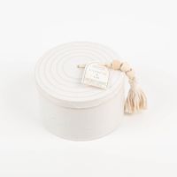 Paddywax Duftkerze Cypress & Fir – 3-Docht Sojakerze im Keramiktopf 285g mit Holzperlen Vollbild