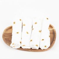 Musselin Stoffservietten 4er Set Blüten weiß gelb – SCHÖNER LEBEN. 40x40cm eingerollt auf Tablett