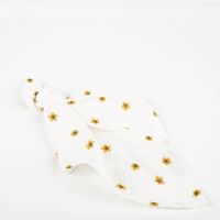 91993-Stoffservietten-4er-Set-Musselin-Blueten-weiss-gelb-40x40cm-von-SCHoeNER-LEBEN----MG-3699.jpg Musselin Stoffservietten 4er Set Blüten weiß gelb – SCHÖNER LEBEN. 40x40cm gefaltet