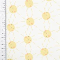 92014-Baumwollstoff-Soleil-Sonnen-weiss-gelb-1-47m-Breite--MG-3608.jpg Baumwollstoff "Soleil" mit fröhlichem Sonnen-Print auf Weiß – leichter, weicher Stoff aus 100 % Baumwolle. Ideal für Kinderkleidung, Accessoires, Deko & kreative Projekte - mit Massband