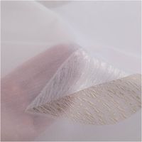 92068-Gardinenstoff-Leinenstruktur-mit-Scherli-Blaetter-weiss-taupe-300cm-Breite-IMG-5223.jpg Der hochwertige Gardinenstoff Leinenstruktur mit Scherli Blätter weiß taupe 300cm Breite besticht durch sein elegantes Blattdesign. Ideal für raumhohe Vorhänge und stilvolle Fensterdekorationen - mit erkennbarer Transparenz