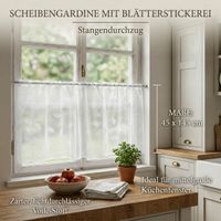 92078-Scheibengardine-Blaetterstickerei-Stangendurchzug-weiss-45-x-145-cm-IMG-7816-Als-erstes-Bild-im-Shop.jpg Die hochwertige Scheibengardine in klassischem Weiß besticht durch ihre filigrane Blätterstickerei und den praktischen Stangendurchzug bei den Maßen 45 x 145 cm und ist die ideale Wahl für einen dezenten Sichtschutz mit zeitloser Eleganz - in der Kueche in