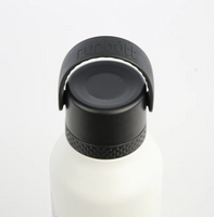 Runbott Trinkflasche Lovely Cat Wool mit geschlossenem Deckel und praktischem Tragegriff