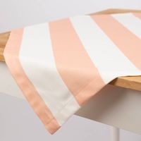 92137-Tischdecke-aus-Baumwolle-mit-Streifen-Peach-Ecru-von-SCHoeNER-LEBEN------handgenaeht-und-auf-Mass-IMG-6121.jpg Baumwoll-Tischdecke mit peach-ecru Streifen handgenäht und maßgefertigt auf Holztisch.
