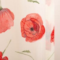 92153-Vorhang-Mohnblumen-vanille-rot-mit-Smok-Schlaufenband-245x130cm--HxB--oder-Wunschmass-von-SCHoeNER-LEBEN--IMG-5999.jpg Vorhang aus der SCHÖNER LEBEN Kollektion, handgenäht nach Maß, mit Mohnblumen-Muster in kräftigem Rot und Grün auf hellem, naturfarbenem Hintergrund - Nahaufnahme