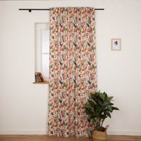 orhang aus der SCHÖNER LEBEN Kollektion, maßgefertigt, mit Kolibris, exotischen Blüten und Blättern in warmen Rot-, Beige- und Grüntönen auf naturfarbenem Hintergrund - halboffen am Fenster