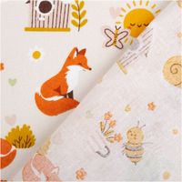 92247-Baumwollstoff-Fuechse-Bienen-Blumen-beige-orange-1-40m-Breite-IMG-5736.jpg Baumwollstoff in Beige mit farbenfrohem Design: orange Füchse, gelbe Sonnen, bunte Regenbögen, Bienen und Blumen, verspieltes französisches Muster - mit Rueckseite