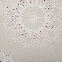 92268-Baumwollstoff-Dekostoff-polsterfaehig-Ornamente-natur-weiss-rot-155cm-Breite-IMG-5722.jpg Dekostoff aus fester Baumwolle in Naturbeige mit ornamentalen Mandala-Motiven in Weiß, akzentuiert durch kleine rote Punkte, robust und polsterfähig - Nahaufnahme