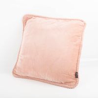 92483-Samtkissen-Carmel-mit-Kederumrandung-old-pink-45x45cm-IMG-6955.jpg Quadratisches Samtkissen 45x45 cm in Altrosa mit dekorativer Kederumrandung - Vollansicht