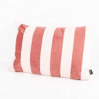 92487-Dekokissen-Samtkissen-Mika-Streifen-rosa-40x60cm-IMG-7118.jpg Rechteckiges Samtkissen 40x60 cm mit breiten rosa und cremefarbenen Streifen – elegantes Dekokissen Mika mit weichem, glänzendem Stoff - Vollansicht