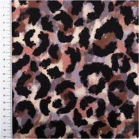Baumwolljersey von Poppy Fabrics mit abstraktem Leopardenmuster in Schwarz, Lila und Braun auf hellem Hintergrund - mit Massband