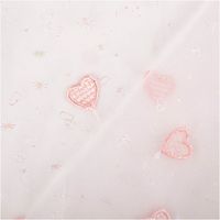 92601-Tuell-Stoff-Herzchen-Stickerei-und-Glitzer-rosa-125cm-Breite-IMG-8537.jpg Transparenter Tüllstoff mit rosa Herzchen-Stickerei und feinen Glitzer-Details auf hellem Grund - mit Rueckseite