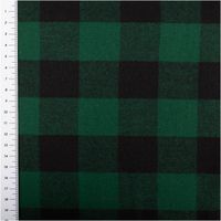 92607-Twill-Stoff-Baumwollstoff-Karo-gruen-schwarz-145cm-IMG-8511.jpg Twill Baumwollstoff mit großem Karomuster in Grün und Schwarz, klassischer Karostoff - mit Massband