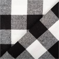 92608-Twill-Stoff-Baumwollstoff-Karo-weiss-schwarz-145cm-IMG-8493.jpg Twill Baumwollstoff mit großem Karomuster in Schwarz und Weiß, klassisches Karo-Design - mit Rueckseite