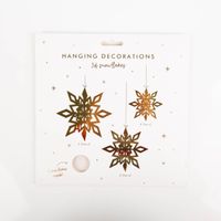 92632-Schneeflocken-Anhaenger-3D-gold-6er-Set-zum-Aufhaengen-15--20-und-25cm-IMG-8578.jpg Goldene 3D-Schneeflocken aus Papier, präsentiert im Set mit sechs filigranen Anhängern in verschiedenen Größen für weihnachtliche Dekoration - Vollansicht mit Verpackung