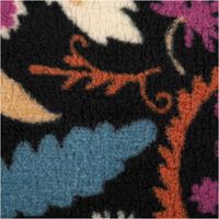 92733-Teddy-Stoff-Pluesch-ALIO-Blumen-Ornamente-schwarz-lila-blau-1-50m-Breite-IMG-9379.jpg Teddy Stoff Plüsch ALIO mit Blumen- und Ornamentmuster in Schwarz, Lila, Blau und Cremefarben, flauschig-weiche Oberfläche, 1,50 m Breite - Detailaufnahme