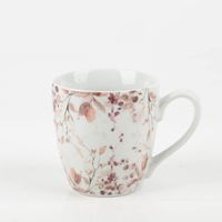 Großer Jumbobecher von Boltze aus weißer Keramik mit Henkel. Der Becher mit 480 Milliliter Fassungsvermögen ziert ein zartes, herbstliches Florales-Dessin in Braun- und Rosétönen - Vollansicht