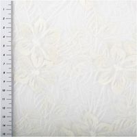92899-Tuellstoff-mit-Blumenstickerei-wollweiss-140cm-breit-IMG-0633.jpg Transparenter Tüllstoff in Wollweiß mit zarter Blumenstickerei, 140 cm breit - mit Massband