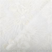 92899-Tuellstoff-mit-Blumenstickerei-wollweiss-140cm-breit-IMG-0635.jpg Transparenter Tüllstoff in Wollweiß mit zarter Blumenstickerei, 140 cm breit - mit Rueckseite