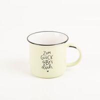 92934-Tasse-Vintage-Zum-Glueck-gibt--s-dich-Keramik-im-Emaille-Look-400ml-von-Grafik-Werkstatt-IMG-1566.jpg Diese charmante Keramiktasse im Vintage-Emaille-Look fasst 400 ml. Mit dem herzlichen Spruch Zum Glück gibt’s dich ist sie das perfekte Geschenk für einen Lieblingsmenschen oder zum Eigengebrauch - Vollansicht