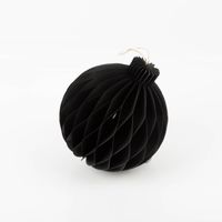 92962-Weihnachtshaenger-Honeycomb-Kugel-schwarz-20x18-cm--H-x-D--recyceltes-Papier-von-Boltze-Home-IMG-0440.jpg Schwarzer Weihnachtshänger Honeycomb Kugel von Boltze Home aus recyceltem Papier, mit Wabenstruktur und Aufhängeband, dekorativ, Maße 20 × 18 cm - Vollansicht