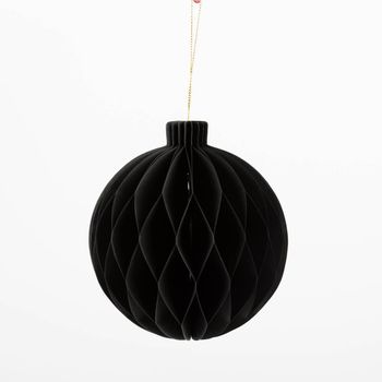 Weihnachtshänger Honeycomb Kugel von Boltze Home aus recyceltem Papier, schwarz, mit Wabenstruktur, zum Aufhängen, Maße 13,5 × 15 cm - Vollansicht