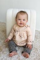 93013-French-Terry-Loewe-beige-Sommersweat-mit-Schlingenstruktur-150cm-25430-052-2.jpg Baby in Tunika aus French Terry „Löwe“ beige; Sommersweat elastisch & atmungsaktiv, weich und bequem – ideal für Kinderkleidung, Stoffbreite 150 cm
