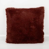 Zweiseitiges Kuschelkissen, 45x45 cm, Farbe Marsala, eine Seite flauschiger Plüsch, eine Seite glatter Velours, quadratisch, weiches Wohnkissen mit dezentem Stofflabel - Vollansicht