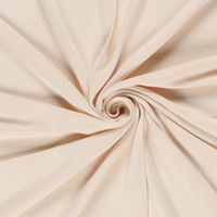 93120-Strickstoff-aus-100--Baumwolle-in-Ivory-135cm-Breite--25400-151-3.jpg Strickstoff Ivory zu einer Spirale drapiert, zeigt Fall und Elastizität