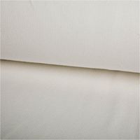 93171-Strickstoff-aus-100--Baumwolle-in-Wollweiss-135cm-Breite--IMG-1396.jpg Strickstoff aus 100 % Baumwolle in Wollweiß, 135 cm breit – natürlich, weich und vielseitig einsetzbar für Kleidung, Accessoires und Heimtextilien - ausgerollt und glatt liegend