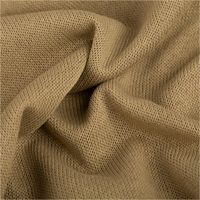 Strickstoff aus 100% Baumwolle in Olivgrün. Detailansicht der feinen, gleichmäßigen Maschenstruktur. Der Stoff ist 135 cm breit - stilvoll drapiert