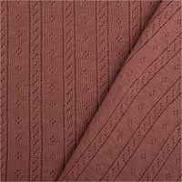 93216-Strickstoff-Ajour-Pointelle-Baumwolle-Streifen-Lochmuster-mauve-145-cm-Breite-IMG-2462.jpg Mauvefarbener Ajour-Strickstoff aus Baumwolle, präsentiert mit feinem Pointelle-Lochmuster in Streifenoptik als leichter, weicher Stoff, 145 cm breit - mit Rueckseite