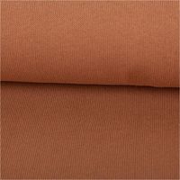 Strickstoff aus 100% Baumwolle in Camel-Braun. Detailansicht der feinen, gleichmäßigen Maschenstruktur. Der Stoff ist 135 cm breit - ausgerollt und glatt liegend