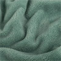 Bambus Fleece Stoff mit Baumwolle in uni Mintgrün. Detailansicht der weichen, saugfähigen und flauschigen Oberfläche, 1,45m breit -stilvoll drapiert