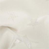 93263-Jacquard-Stoff-Weihnachtsstoff-Sterne-Silber-Glam-Metallic-Effekte-ecru-silber-2-80m-Breite-IMG-3058.jpg Edler Jacquard Weihnachtsstoff mit elegantem Metallic-Effekt. Große, glitzernde Sterne in Silber zieren den ecrufarbenen Grund. Das Deko-Gewebe hat eine Breite von 2,80 Metern - stilvoll drapiert