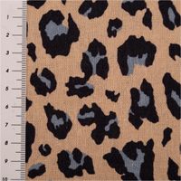 93292-Viskose-Stoff-mit-30--Leinen-Leo-beige-blau-schwarz-1-34cm-Breite-IMG-2966.jpg Leichter Viskosestoff mit 30 Prozent Leinenanteil und einem modernen Leo-Print. Das Muster kombiniert Flecken in Schwarz und rauchigem Blau auf warmem beigefarbenem Grund, 1,34 Meter breit - mit Massband