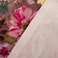 93296-Canvas-Baumwollstoff-Blueten-Digitaldruck-lila-138cm-Stoffbreite-IMG-2949.jpg Stabiler Canvas Baumwollstoff mit luxuriösem Digitaldruck. Das Motiv wirkt wie ein Ölgemälde mit einem dichten Blumenstrauß in kräftigen Lila-, Pink- und Rottönen, 138 Zentimeter breit - mit Rueckseite